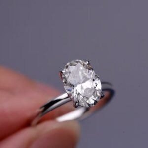 Brilliant Cut Diamond Engagement Ring